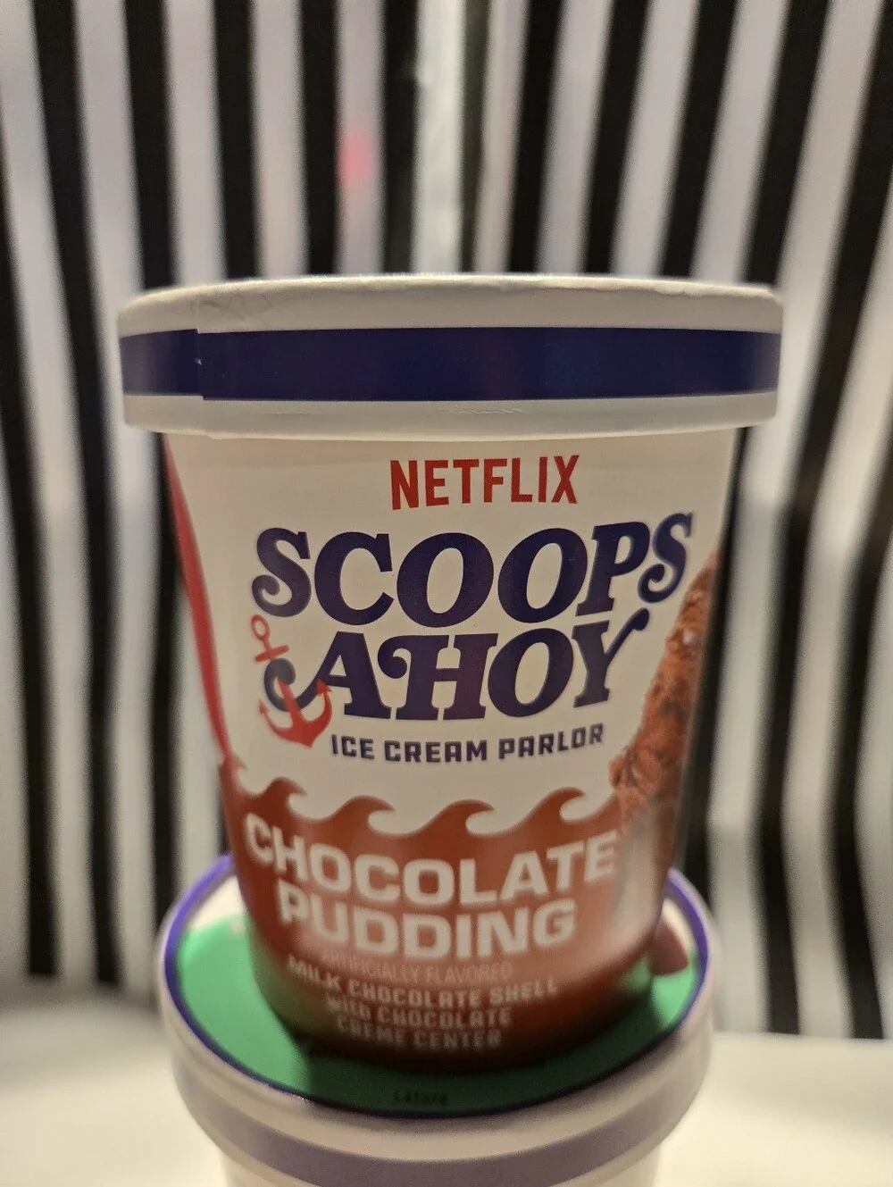 Netflix Scoops Ahoy Ice Cream Pints - Mint Green & Choc Pudding Stranger Things